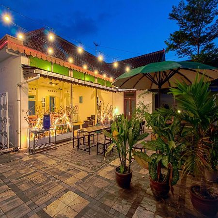D'Talent Hotel Yogyakarta Exterior foto