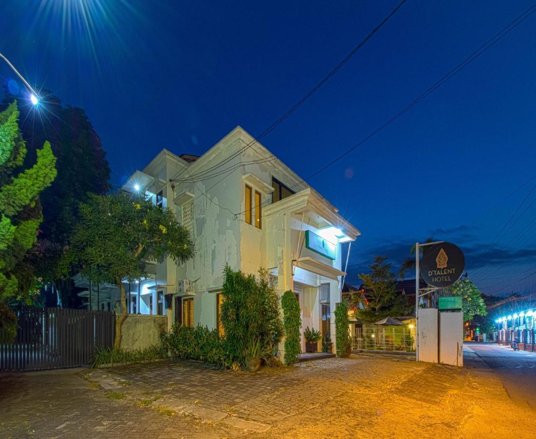 D'Talent Hotel Yogyakarta Exterior foto