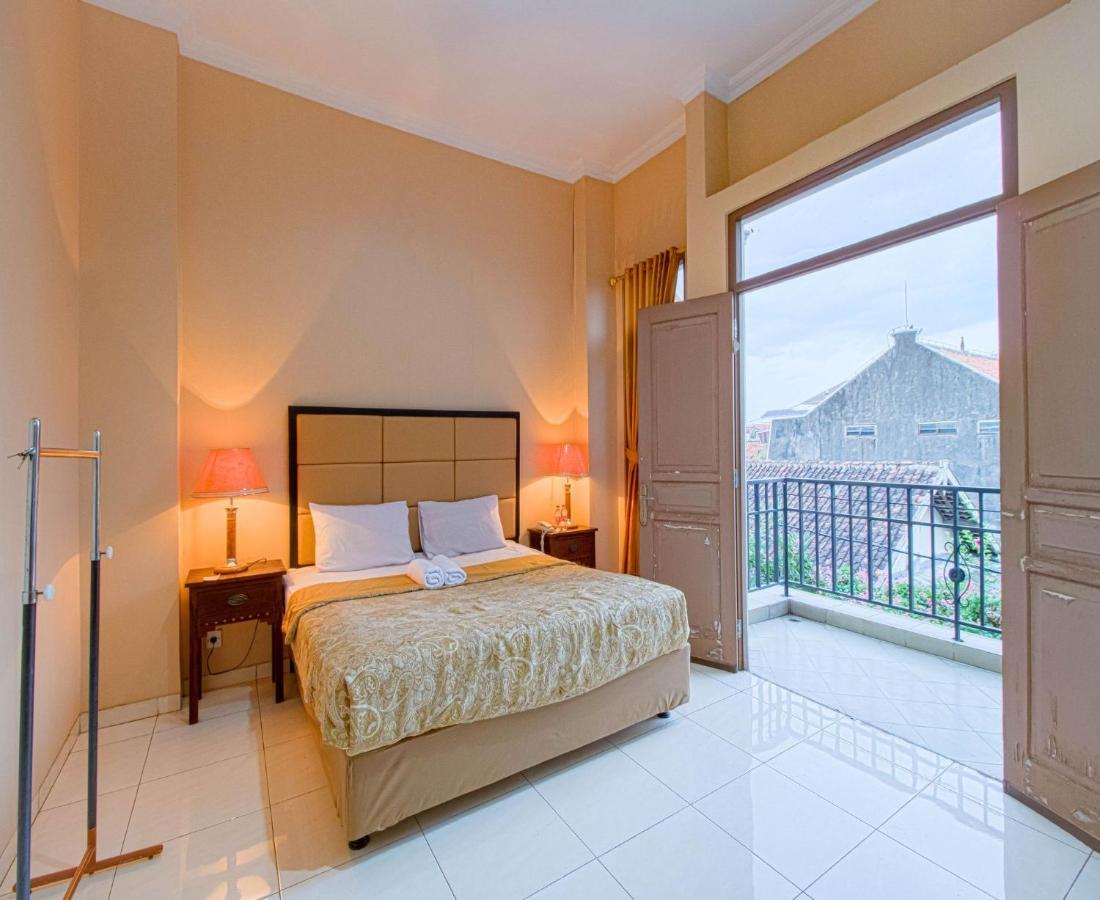 D'Talent Hotel Yogyakarta Exterior foto